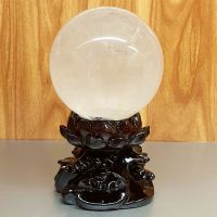 Quả Cầu Phong Thủy Đá Thạch Anh Trắng Thiên Nhiên ĐK: 8,6cm bao kiểm định - Hợp mệnh kim, thủy - QCTAT950