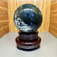 Quả Cầu Phong Thủy Đá Mã Nảo Xanh Rêu Thiên Nhiên ĐK:12cm Bao Kiểm Định - Hợp Mệnh hỏa, mộc - QCMN1039