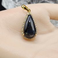 Mặt dây chuyền đeo cổ đá sapphire tự nhiên - MDC435