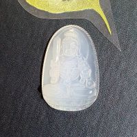 Bản Mệnh Bất Động Minh Vương Đá Mã Não Trắng Thiên Nhiên Độ Mệnh Cho Người Tuổi Dậu - PHM0010