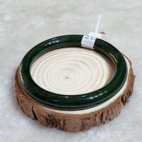 Vòng Tay Dạng Bản Liền Nguyên Khối Đá Ngọc Bích Thiên Nhiên Ni57 - 00105NHD0026