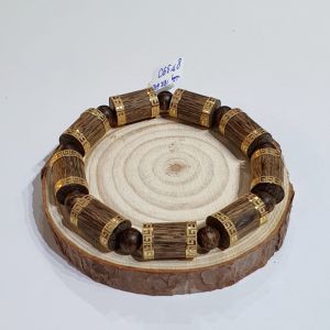Vòng Tay Phong Thủy Trầm Hương Sánh Chìm Thiên Nhiên Bọc Vàng - THCT00086