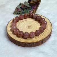 Vòng Tay Phong Thủy Đá Thạch Anh Dâu Tâu Size Hạt 10ly - DMT958